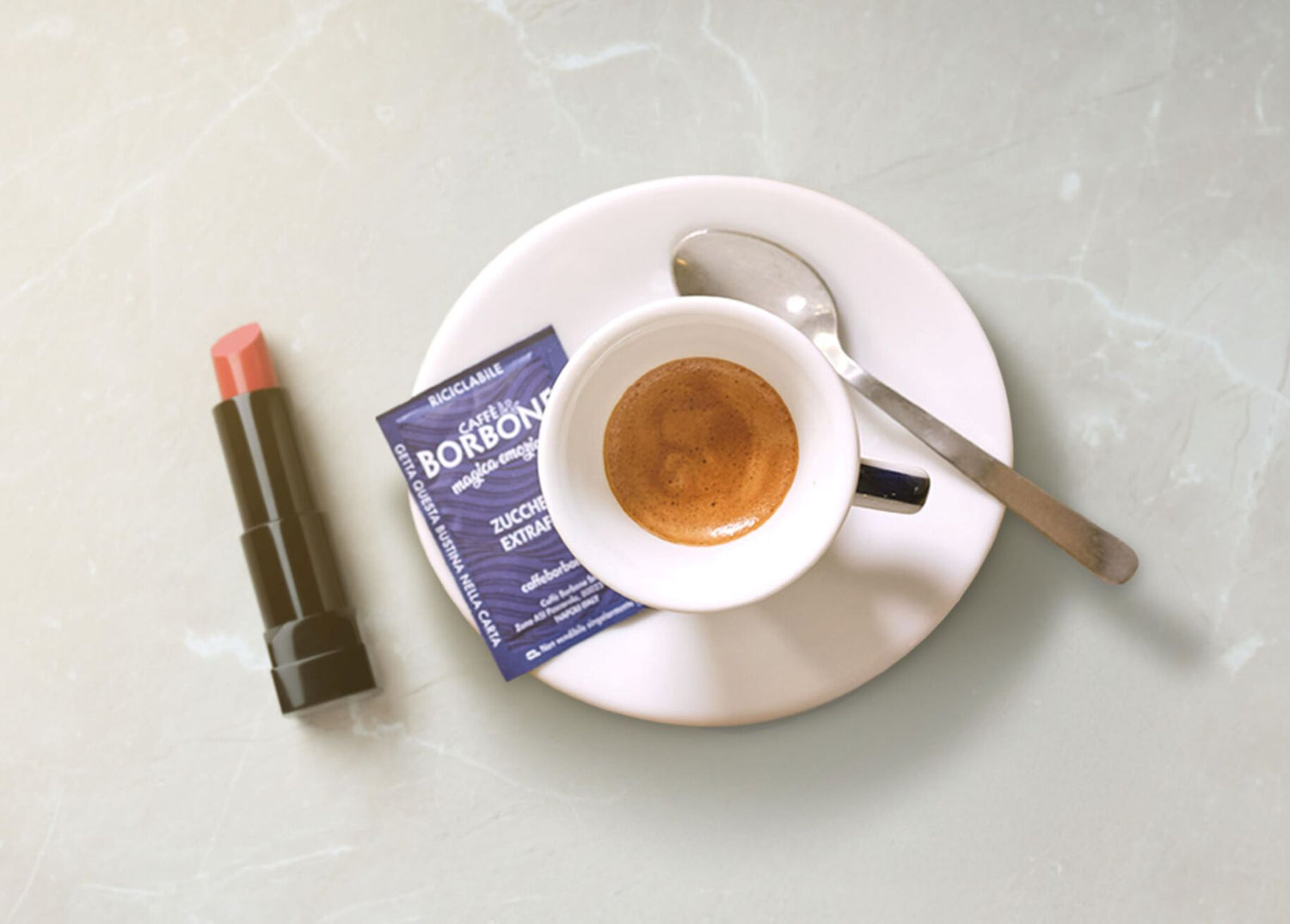 Sal Da Vinci “Rossetto e caffè” il video spopola su TikTok