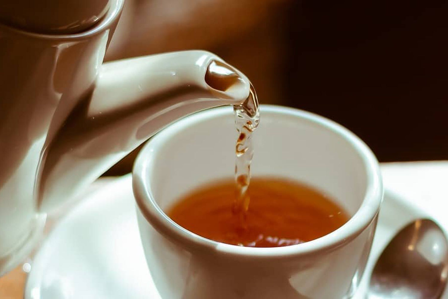 Bere tè verde dopo le abbuffate per un'azione detox