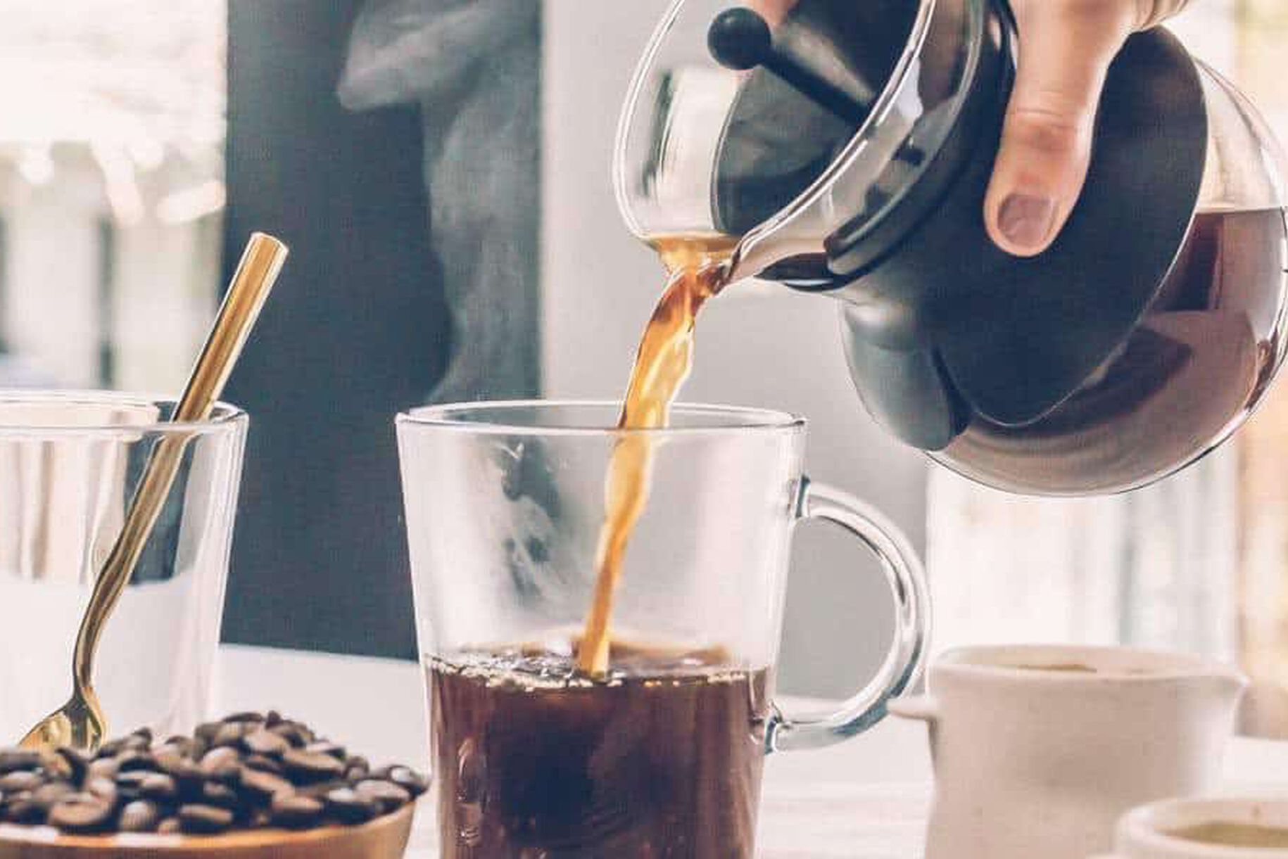 Come fare la bagna al caffè per torte