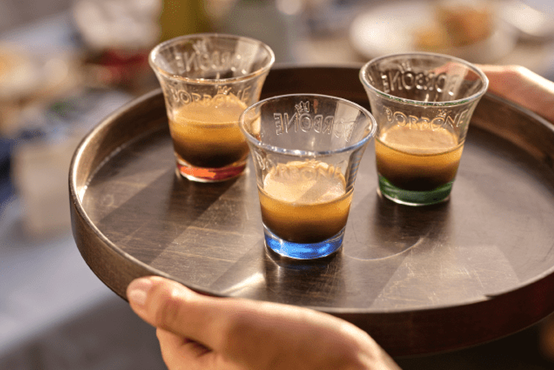 Caffè Borbone lancia il bicchiere in vetro che amplifica gli aromi del caffè  - Caffè Borbone